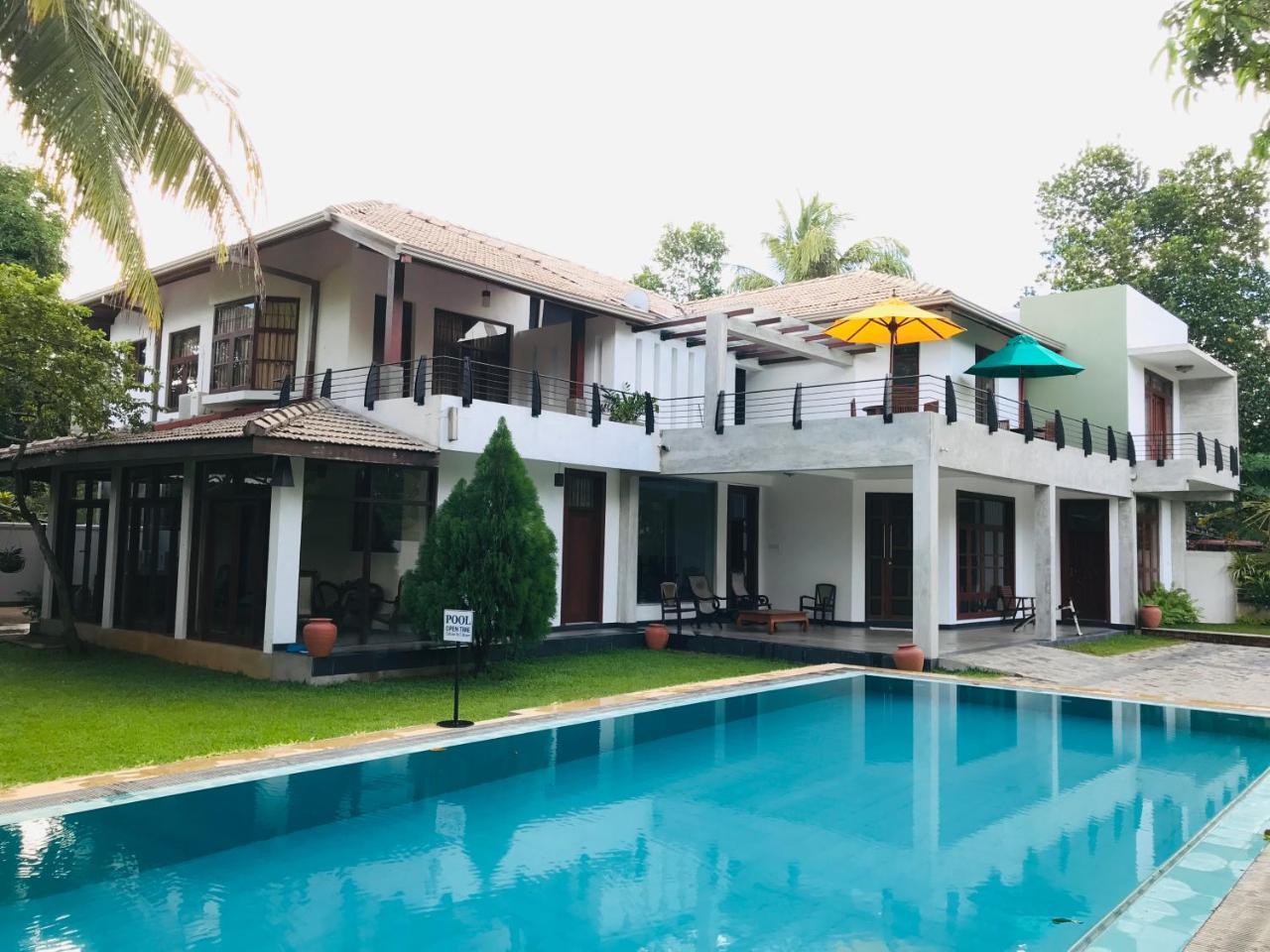 Siluni'S Villa Anuradhapura Exterior photo